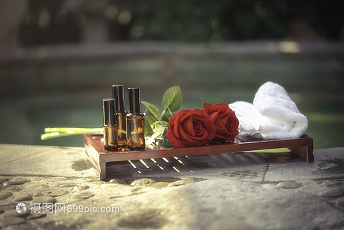 温泉、精油、香薰、SPA 一场身心灵的芳香疗愈之旅